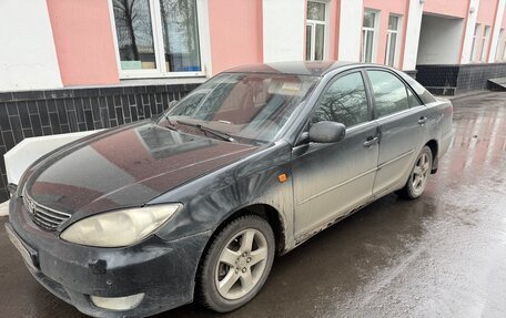 Toyota Camry V40, 2005 год, 530 000 рублей, 2 фотография