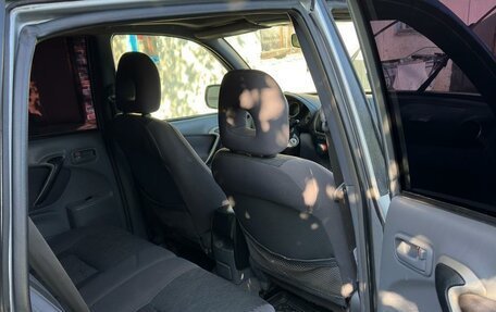 Toyota RAV4, 2003 год, 600 000 рублей, 18 фотография