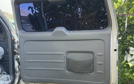 Toyota RAV4, 2003 год, 600 000 рублей, 22 фотография