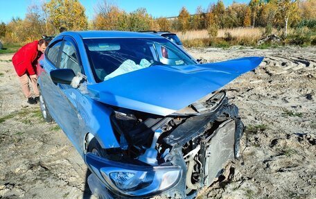 Hyundai Solaris II рестайлинг, 2011 год, 245 000 рублей, 5 фотография