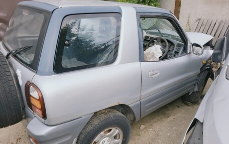 Toyota RAV4, 1998 год, 130 000 рублей, 2 фотография