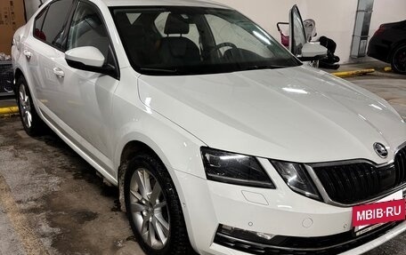 Skoda Octavia, 2018 год, 1 699 000 рублей, 3 фотография