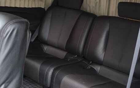 Nissan Elgrand III, 2005 год, 600 000 рублей, 4 фотография