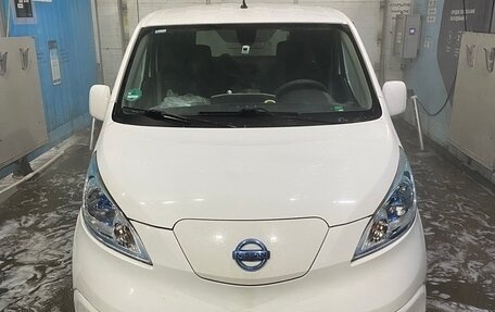Nissan NV200, 2019 год, 1 200 000 рублей, 2 фотография