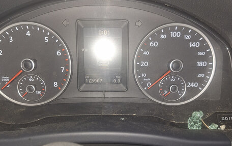 Volkswagen Tiguan I, 2011 год, 555 000 рублей, 2 фотография