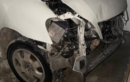 Toyota Ipsum II, 2004 год, 300 000 рублей, 2 фотография