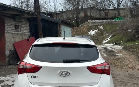 Hyundai i30 II рестайлинг, 2014 год, 270 000 рублей, 1 фотография