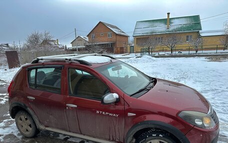 Renault Sandero I, 2013 год, 400 000 рублей, 1 фотография
