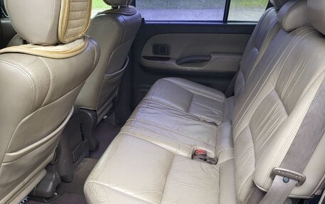 Toyota Land Cruiser Prado 90 рестайлинг, 2001 год, 550 000 рублей, 7 фотография