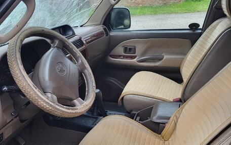 Toyota Land Cruiser Prado 90 рестайлинг, 2001 год, 550 000 рублей, 5 фотография