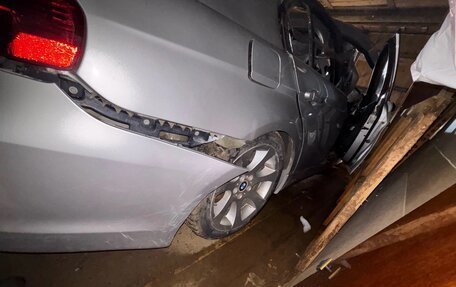 BMW 3 серия, 2004 год, 350 000 рублей, 10 фотография