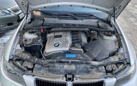 BMW 3 серия, 2004 год, 350 000 рублей, 16 фотография