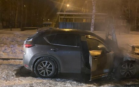 Mazda CX-5 II, 2017 год, 800 000 рублей, 3 фотография