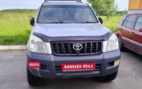 Toyota Land Cruiser Prado 120 рестайлинг, 2005 год, 1 500 000 рублей, 2 фотография