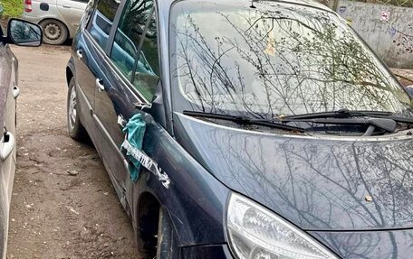 Renault Scenic III, 2004 год, 179 999 рублей, 5 фотография