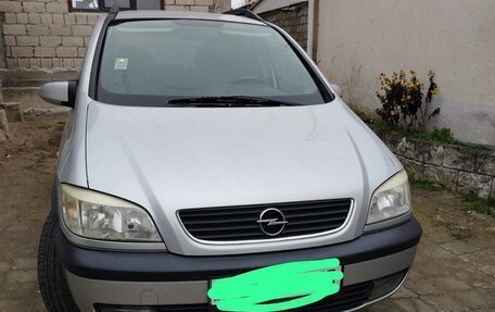 Opel Zafira A рестайлинг, 2002 год, 350 000 рублей, 3 фотография