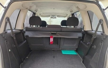 Opel Zafira A рестайлинг, 2002 год, 350 000 рублей, 9 фотография