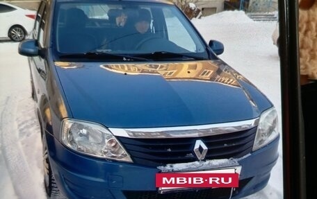 Renault Logan I, 2013 год, 400 000 рублей, 2 фотография