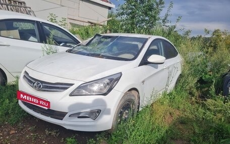 Hyundai Solaris II рестайлинг, 2016 год, 420 000 рублей, 2 фотография