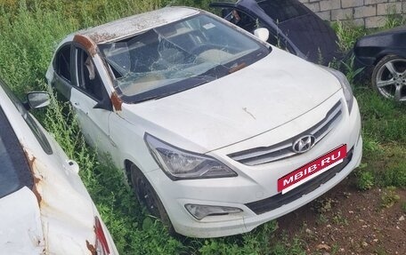 Hyundai Solaris II рестайлинг, 2016 год, 420 000 рублей, 3 фотография