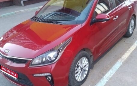 KIA Rio IV, 2017 год, 1 000 000 рублей, 2 фотография