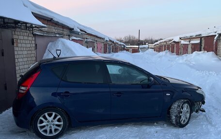 Hyundai i30 I, 2010 год, 300 000 рублей, 2 фотография