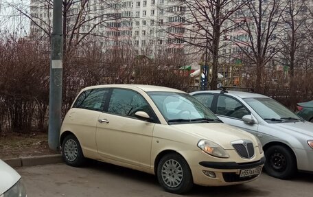 Lancia Ypsilon II (Type 843) рестайлинг, 2004 год, 300 000 рублей, 5 фотография
