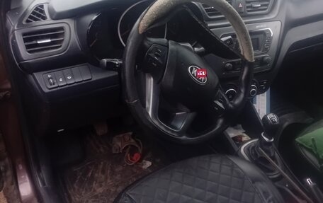 KIA Rio III рестайлинг, 2014 год, 320 000 рублей, 5 фотография