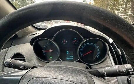 Chevrolet Cruze II, 2013 год, 600 000 рублей, 3 фотография