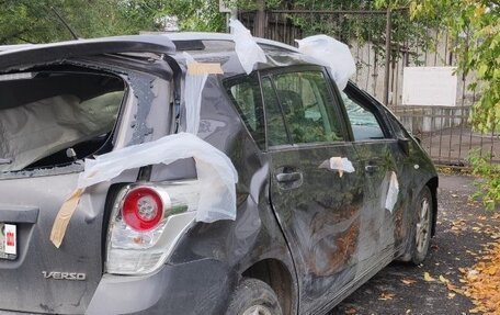 Toyota Verso I, 2010 год, 350 000 рублей, 4 фотография