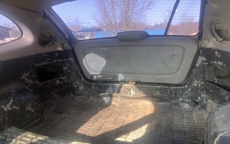 KIA Rio II, 2003 год, 30 000 рублей, 10 фотография