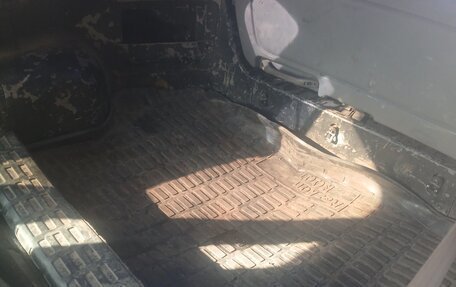 KIA Rio II, 2003 год, 30 000 рублей, 8 фотография