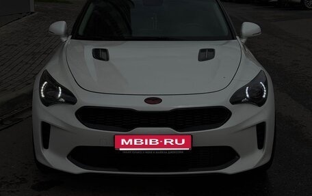 KIA Stinger I, 2019 год, 2 400 000 рублей, 3 фотография