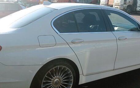 BMW 5 серия, 2011 год, 1 200 000 рублей, 4 фотография