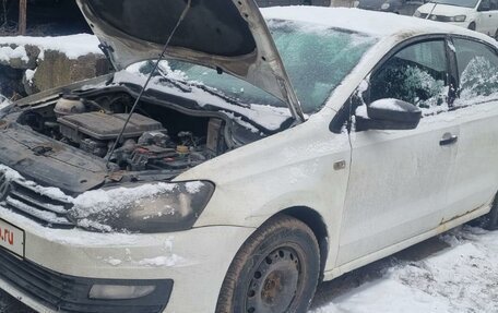 Volkswagen Polo VI (EU Market), 2018 год, 375 000 рублей, 4 фотография