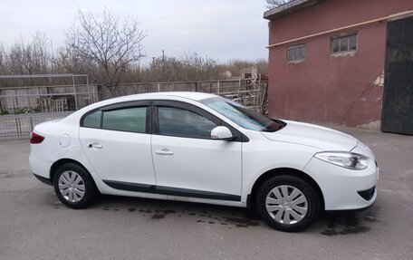 Renault Fluence I, 2010 год, 650 000 рублей, 2 фотография