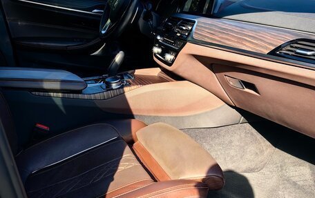 BMW 5 серия, 2018 год, 3 699 999 рублей, 4 фотография