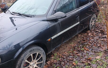 Opel Vectra B рестайлинг, 1998 год, 150 000 рублей, 2 фотография