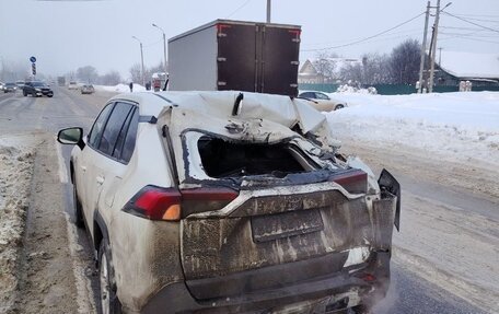 Toyota RAV4, 2021 год, 2 100 000 рублей, 2 фотография