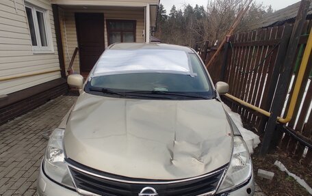 Nissan Tiida, 2010 год, 200 000 рублей, 2 фотография