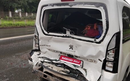 Peugeot Partner II рестайлинг 2, 2021 год, 850 000 рублей, 5 фотография