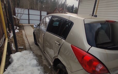 Nissan Tiida, 2010 год, 200 000 рублей, 4 фотография