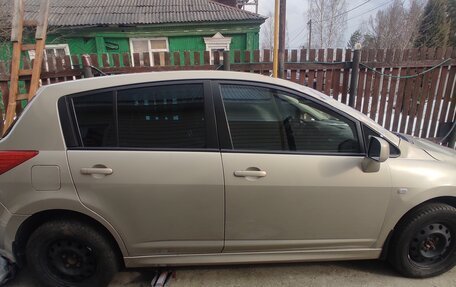 Nissan Tiida, 2010 год, 200 000 рублей, 3 фотография