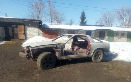 Toyota Supra, 1986 год, 300 000 рублей, 2 фотография