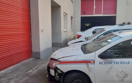 Renault Logan II, 2019 год, 140 000 рублей, 4 фотография