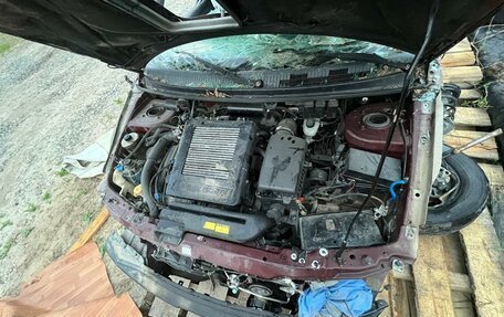 KIA Carnival III, 2000 год, 150 000 рублей, 10 фотография