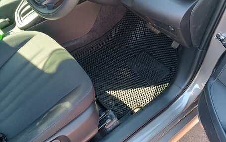 Toyota Yaris, 2020 год, 1 200 000 рублей, 6 фотография