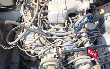 Land Rover Defender I, 1993 год, 860 000 рублей, 2 фотография