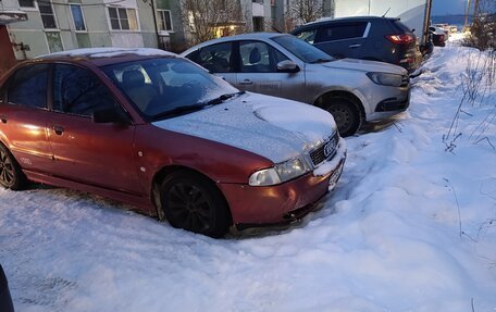 Audi A4, 1996 год, 125 000 рублей, 2 фотография