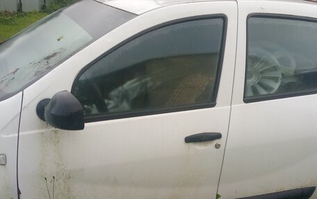 Renault Sandero I, 2011 год, 90 000 рублей, 5 фотография